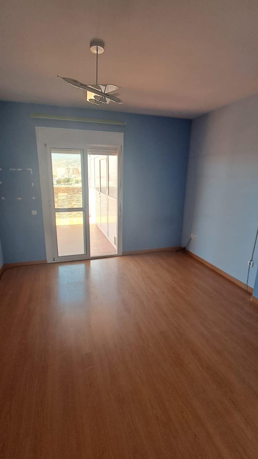 Ático reformado en el centro de Almería — foto 3